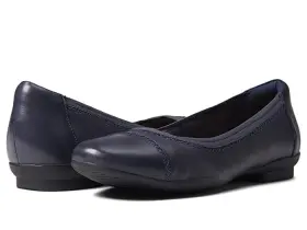 Clarks 889002108439 Sara Bay Womens Leather Ballet Flats - Comfort Cushioned Stitched Desig