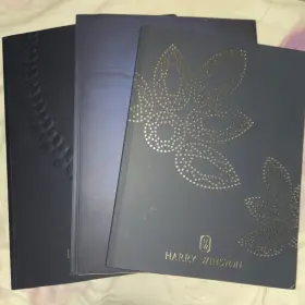 3-harry Harry Winston Jewelry Collection Catalogs Books 2014-2015 Table Decor Photos