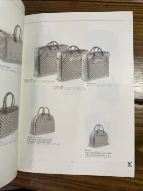 Catalogue-1999-france Louis Vuitton Vuitton-le Catalogue-france/louis 1999 Catalog Coffee Table Book