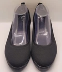 Vionic Women Jacey Knit Pump Slip Size 9 Black. Fixed Price $35.00.