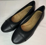 Clarks Collection Sara Bay Ballet Flats Women 6.5 Black Leather. Fixed Price $17.99.